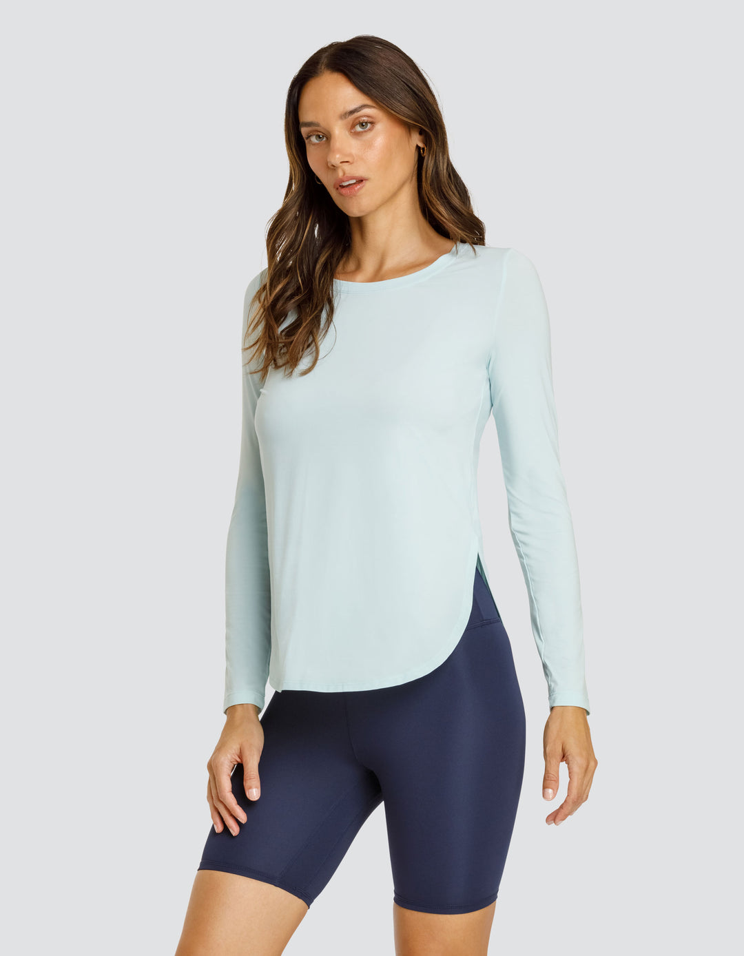 PANEM LONG SLEEVE SCOOP HEM TOP - BLUE GLOW