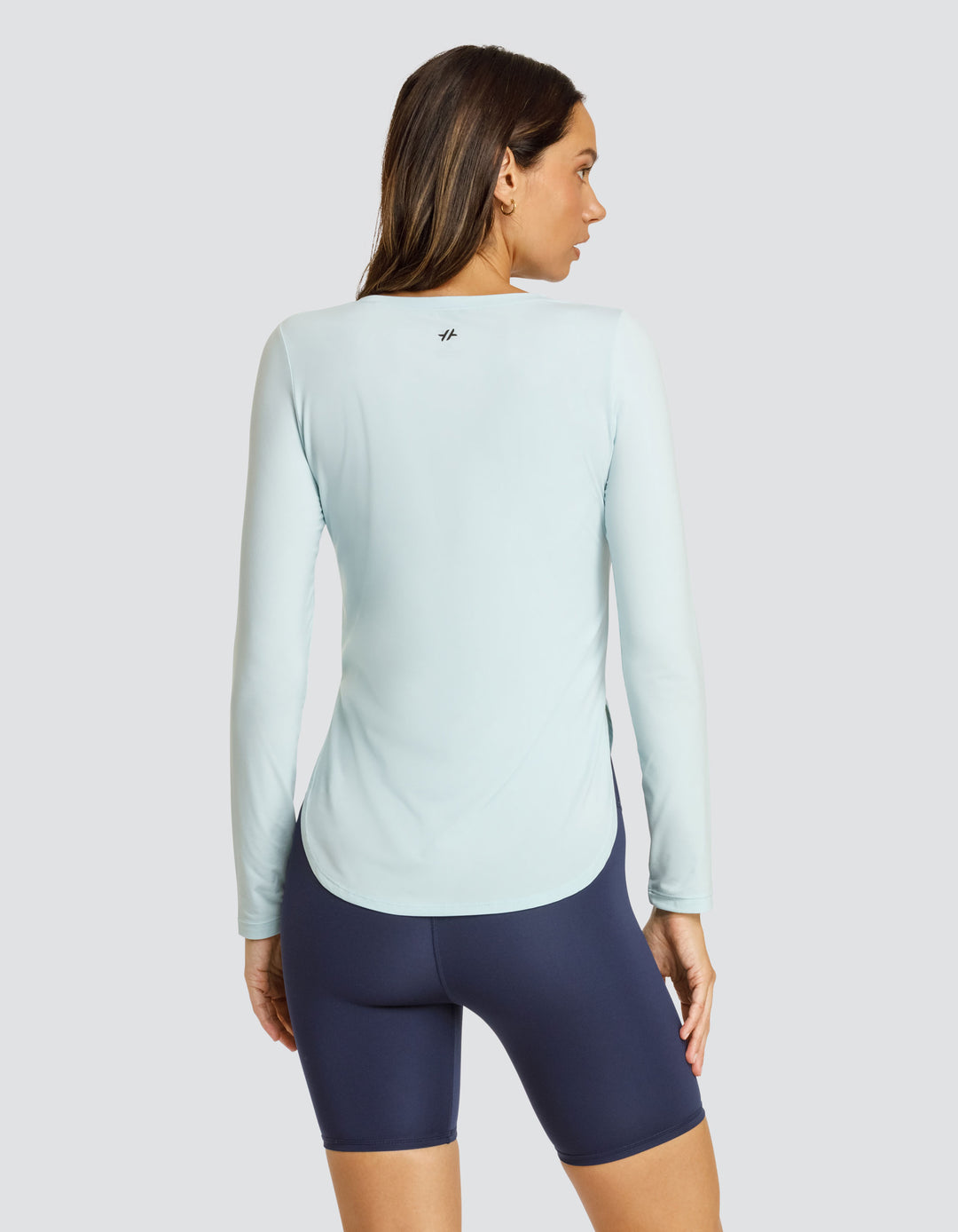 PANEM LONG SLEEVE SCOOP HEM TOP - BLUE GLOW