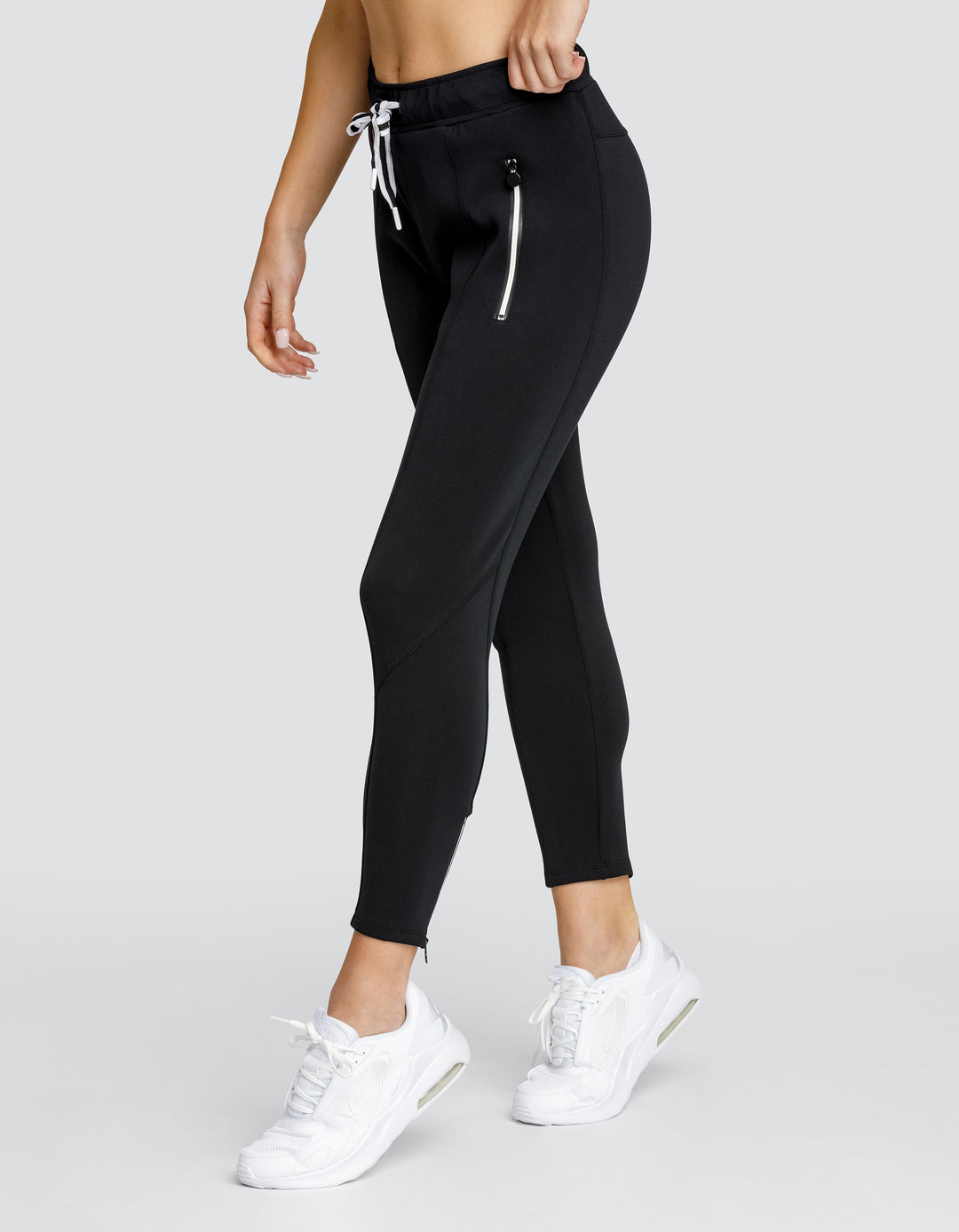 ELEANOR MID-RISE JOGGER - ONYX BLACK