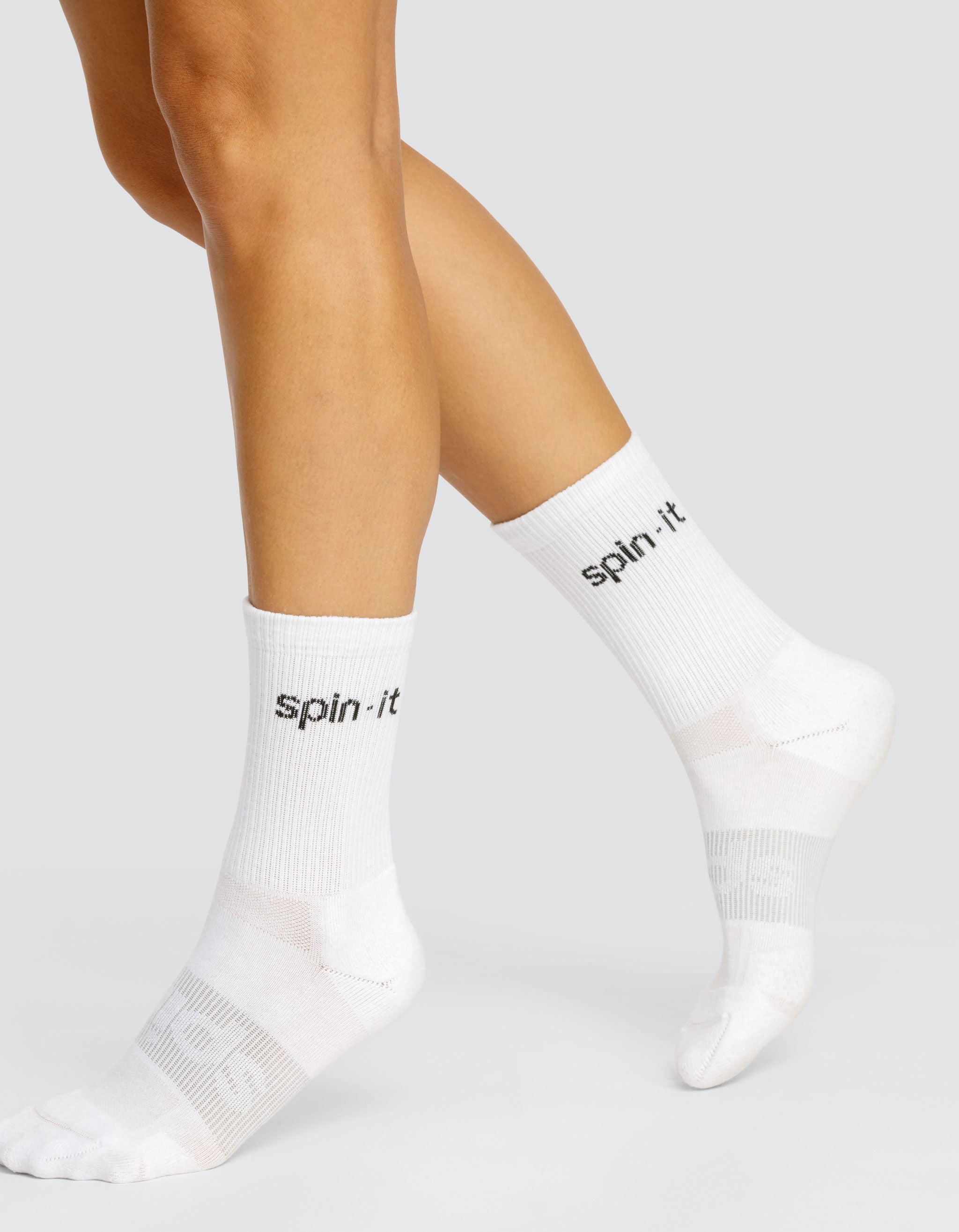 TRIUMPH CREW SOCKS - CHALK WHITE - FINAL SALE – spin-it
