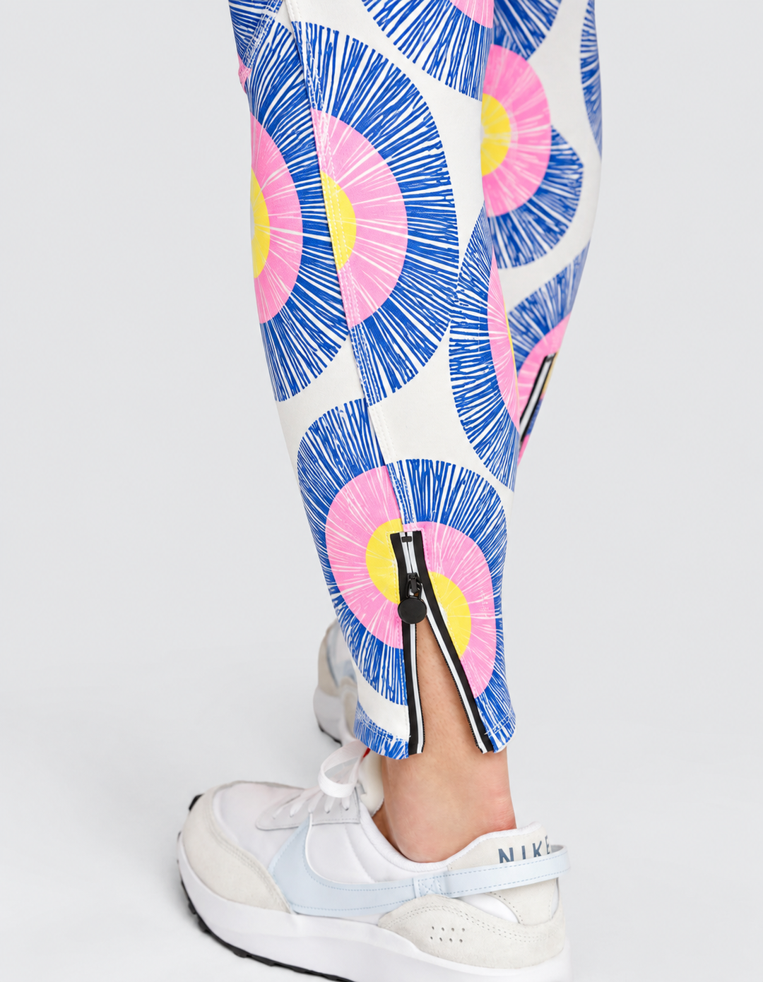 ELEANOR MID-RISE JOGGER - LIVELY
