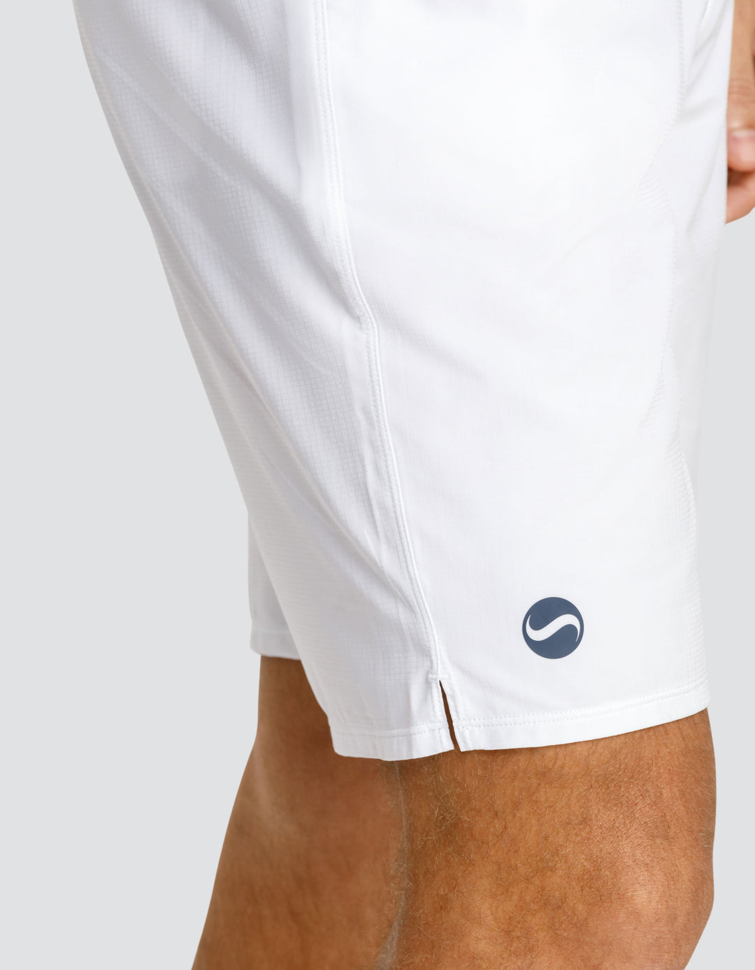 AARON 9" INSEAM SHORT - CHALK WHITE