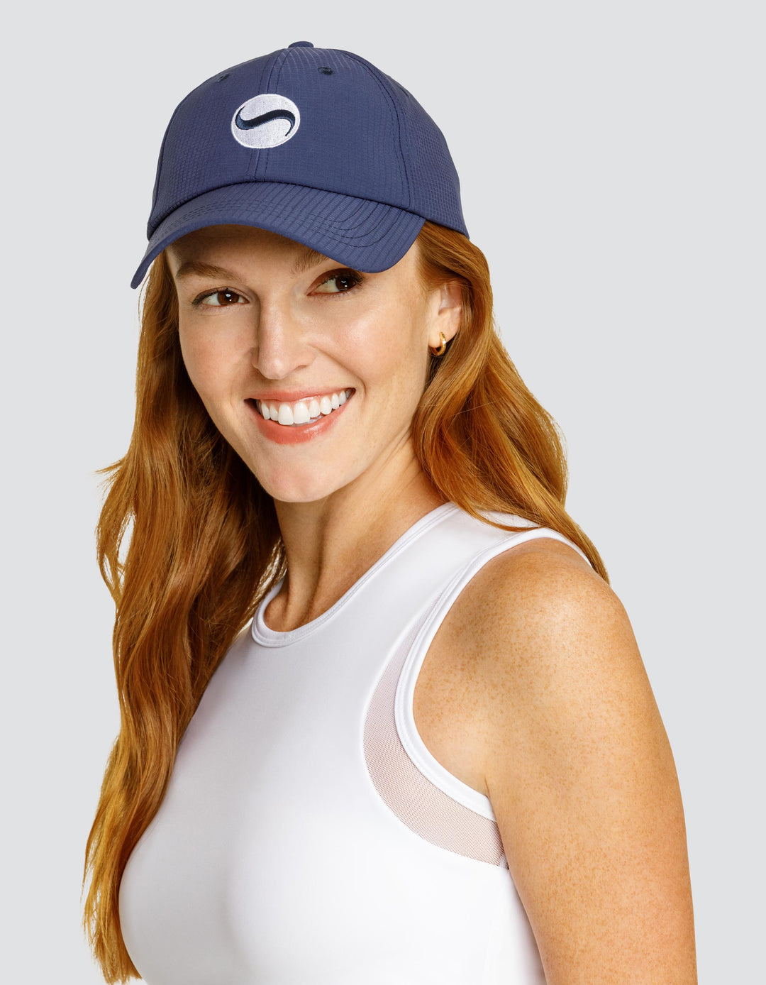 QUEENE CAP - NAVY BLUE CHALK LOGO