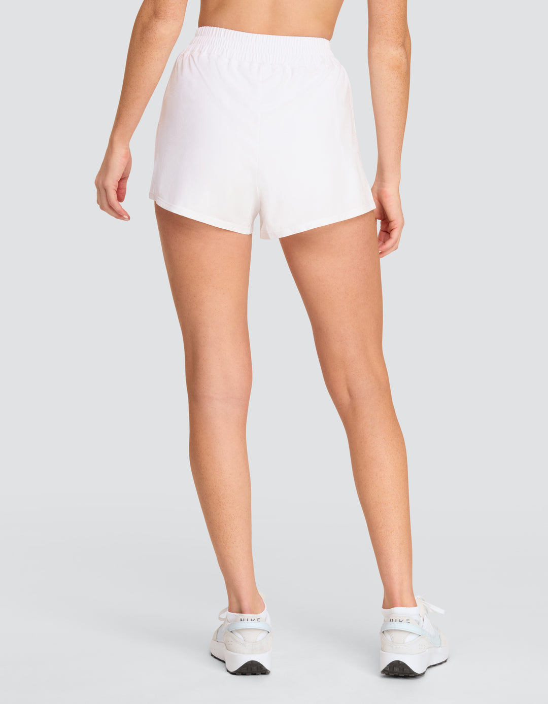 LAVELLE SHORT - CHALK WHITE